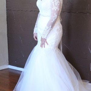 Wedding dress